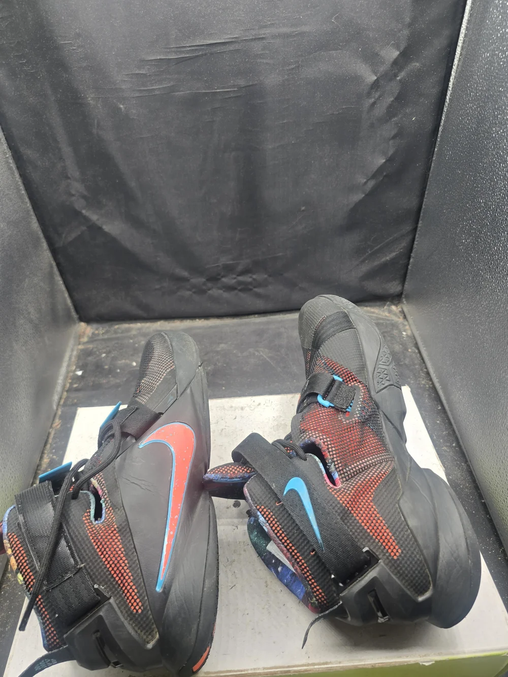 Nike Men's Athletic High-Top Sneakers in Black and Red with Blue Accents